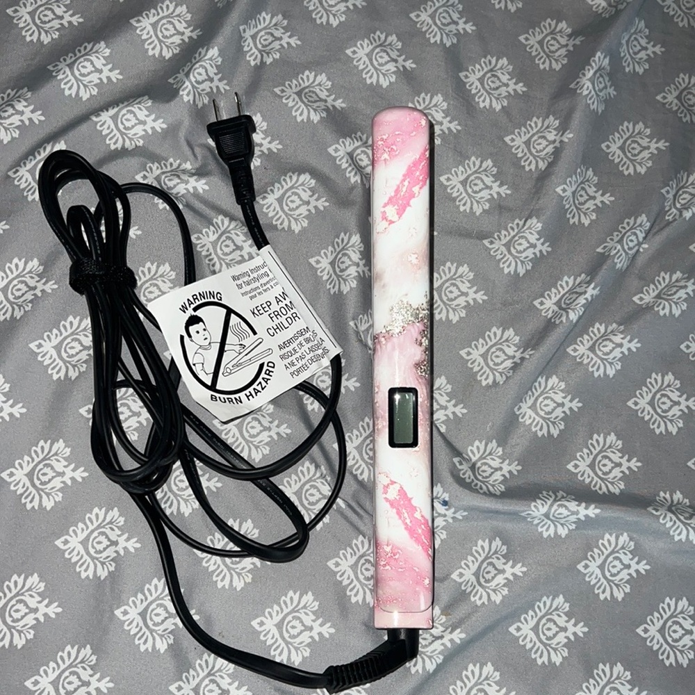 Chi hair straightener.